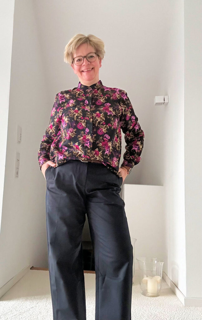 Outfitinspirationen #7 2024 Hose cropped mit Blazer und Poncho