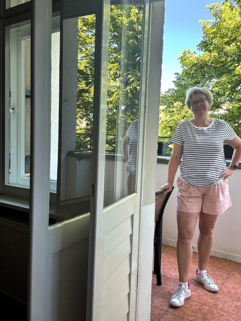 Outfitinspirationen 20. Woche 2024 Bretonshirt rose Shorts Stan Smith Sneaker