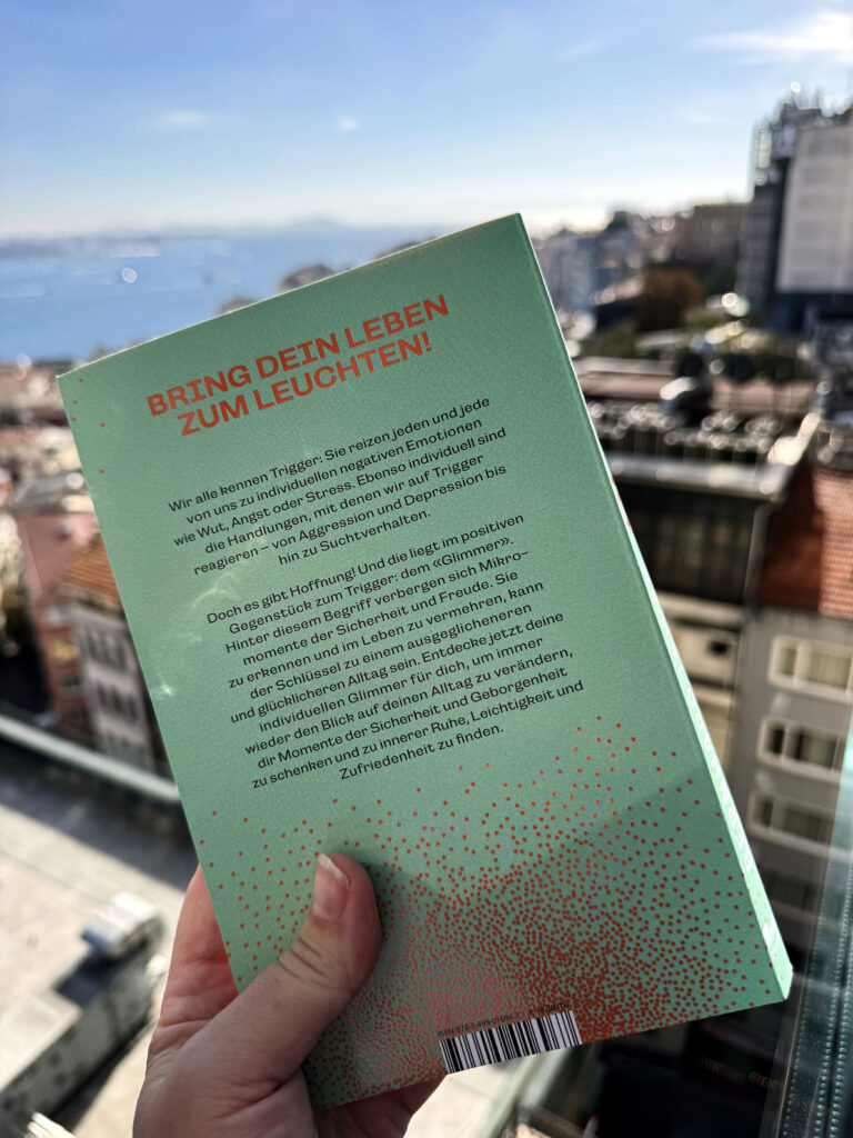 Glimmer-Bernhard Tewes-lifewithaglow