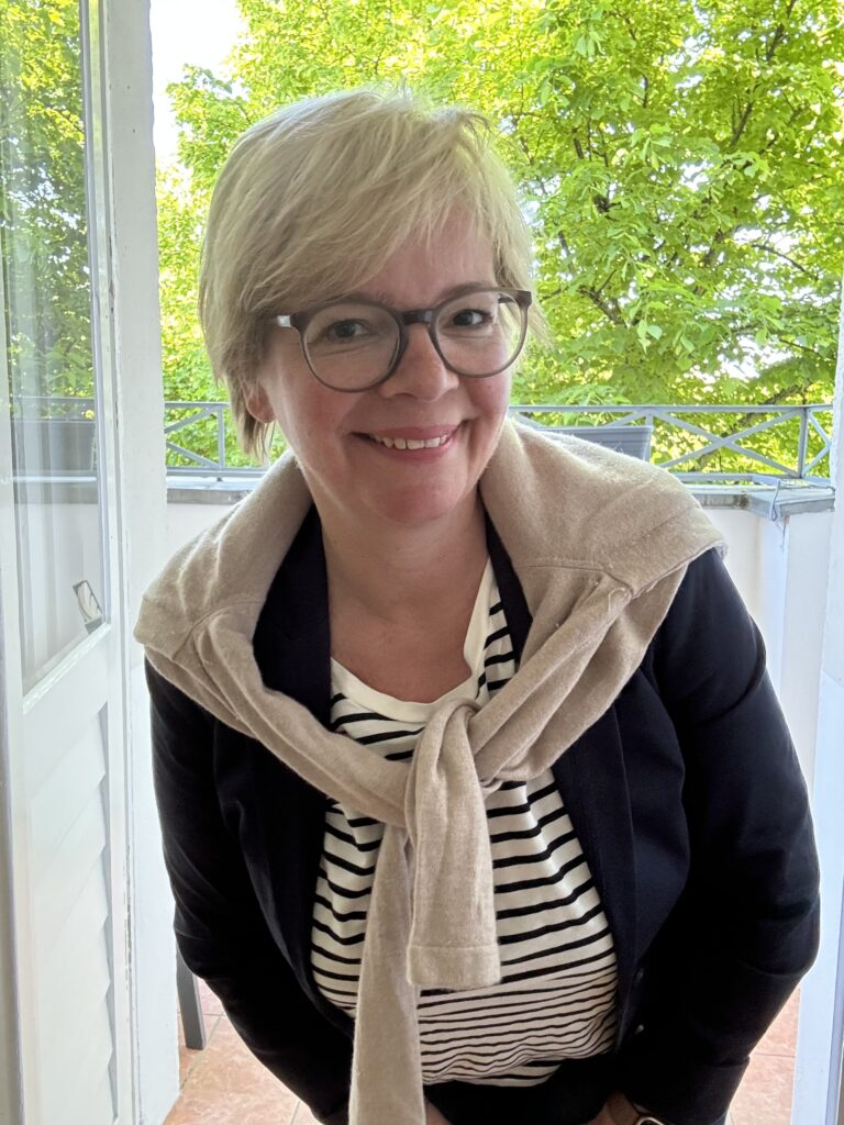 Nicole und Ines reden über Haare-Blogtalk-lifewithaglow