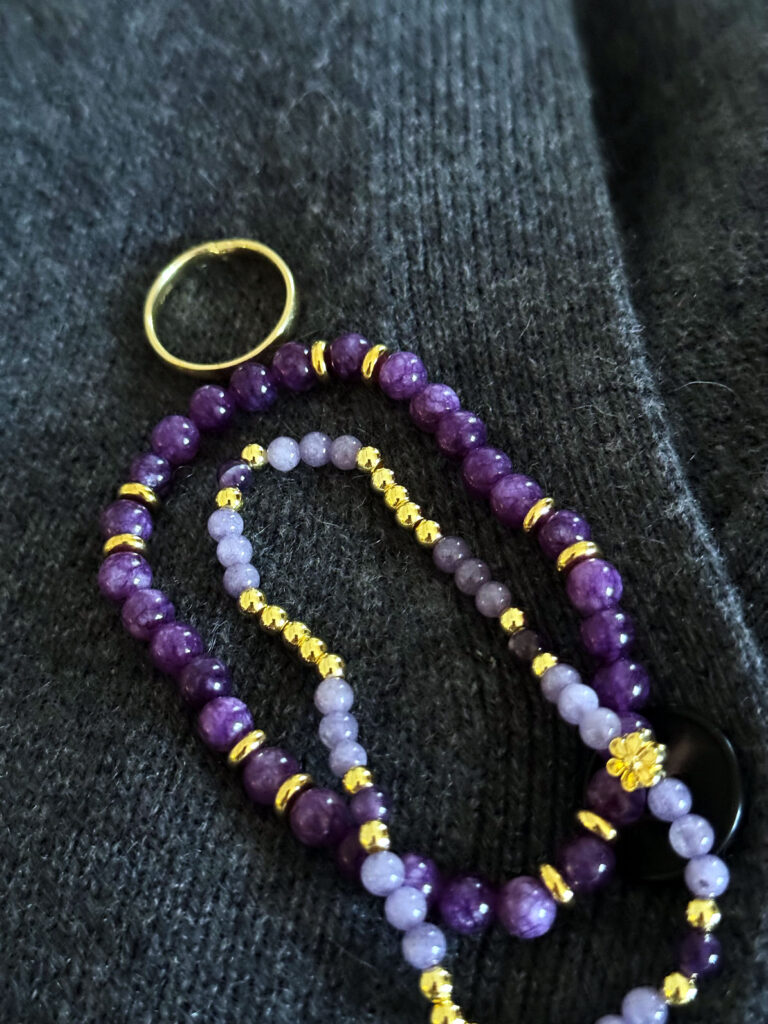 Seelenglück 50/25-lifewithaglow- Lila Armbänder