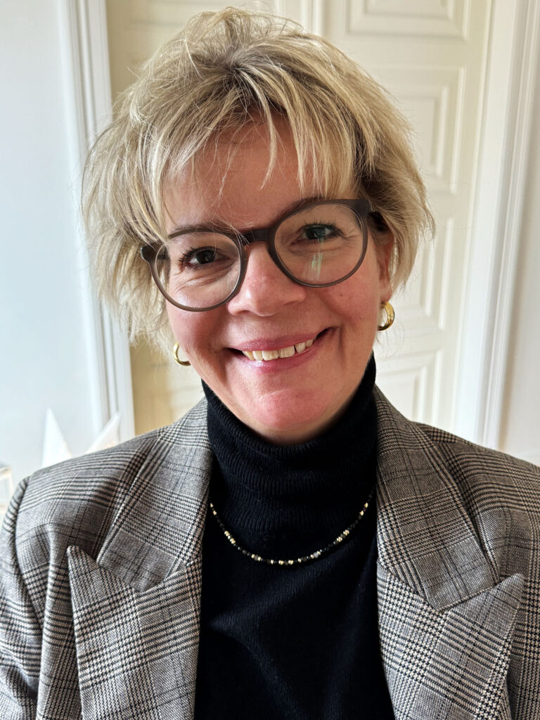 Trendcheck Karo-das Outfit der Woche-lifewithaglow-Glencheck Blazer