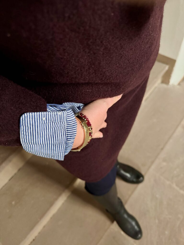 Trendfarbe Bordeaux mit Blau- das Strickkleid anders-lifewithaglow