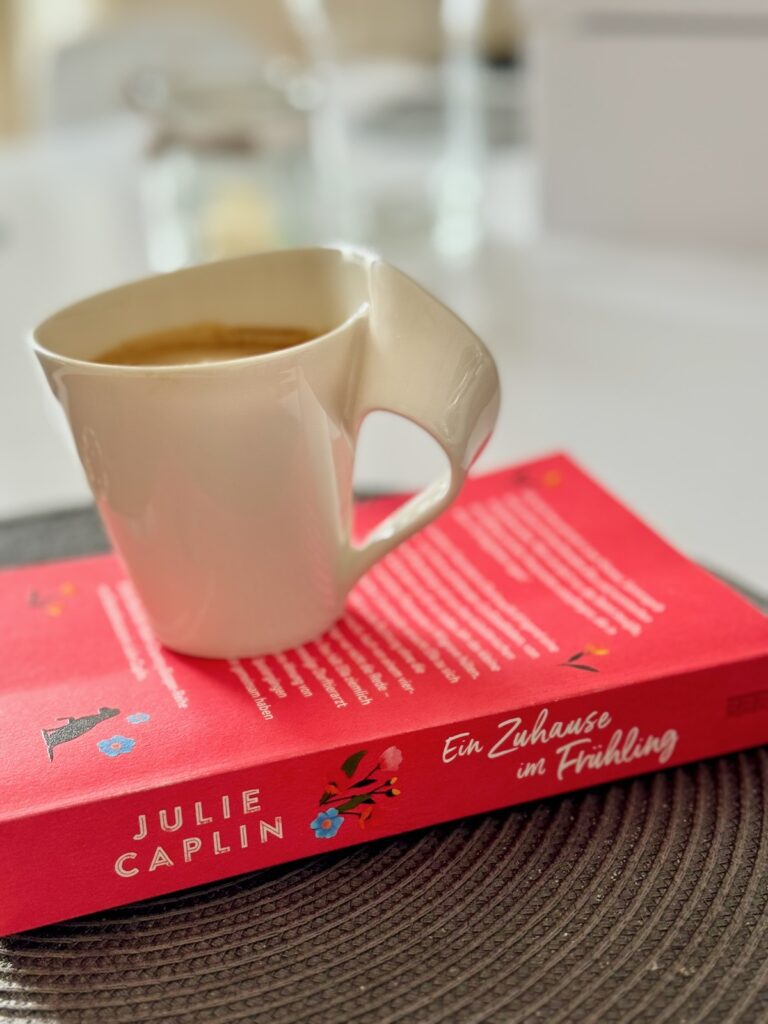 Ein Zuhause im Frühling-Julie Caplin-lifewithaglow