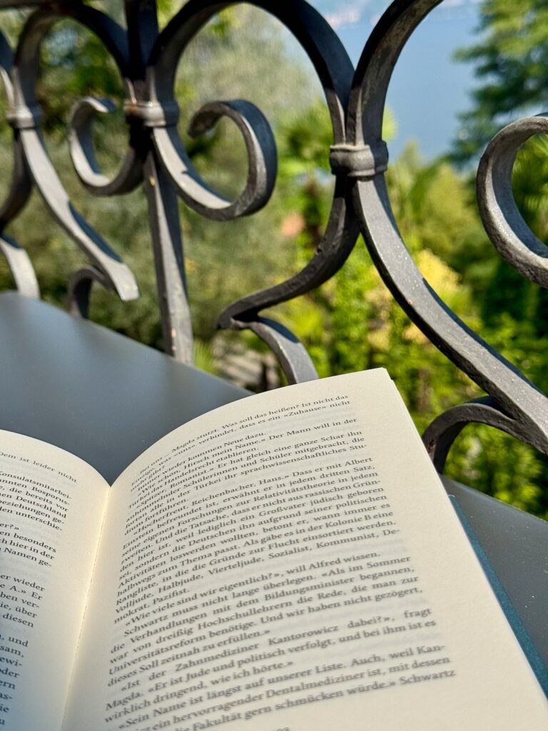 Ein Ort, der bleibt-Sandra Lüpkes-lifewithaglow