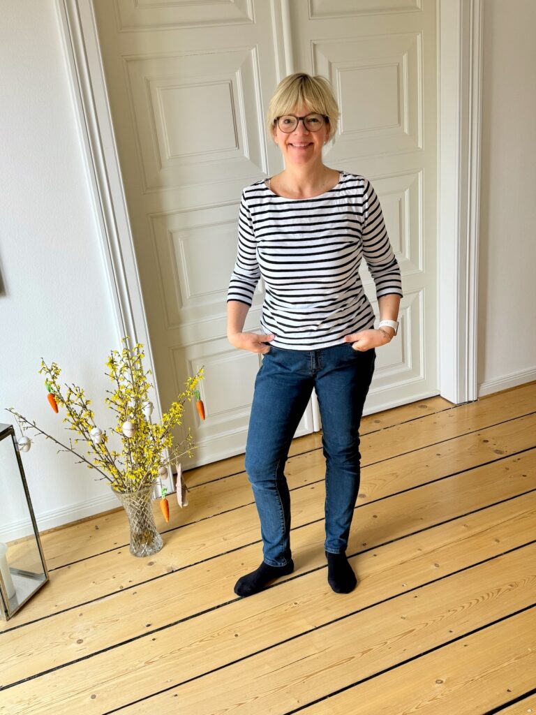 Das Streifenshirt und die Jeans als Basics- drei Looks für den Übergang-lifewithaglow