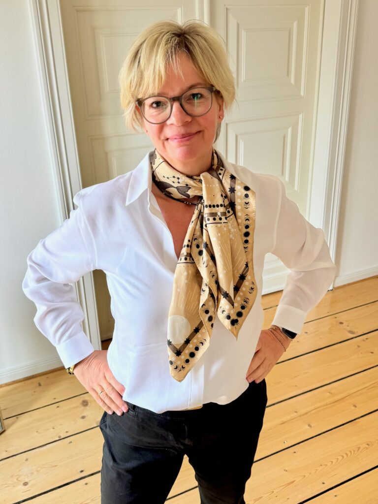 Kein Hosenanzug-Office Look-Blazer oversized-Chino-lifewithaglow Kein Hosenanzug-Office Look-Blazer oversized-Chino-lifewithaglow