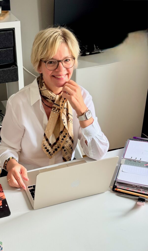 Kein Hosenanzug-Office Look-Blazer oversized-Chino-lifewithaglow Kein Hosenanzug-Office Look-Blazer oversized-Chino-lifewithaglow