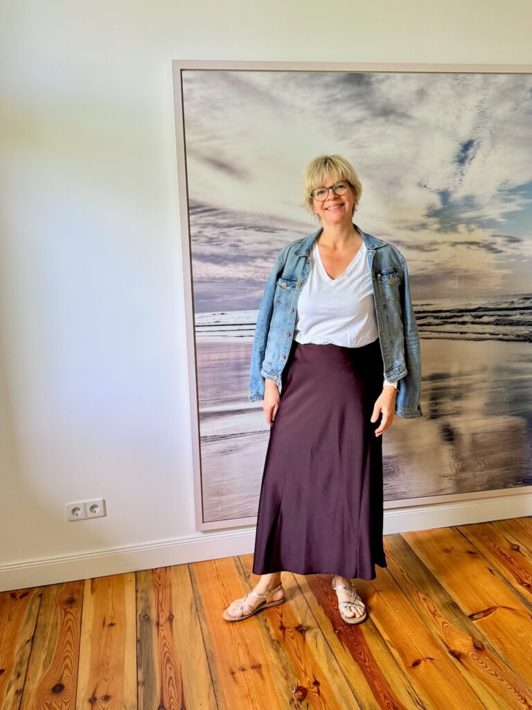 Satinrock stylen-vier Stylingideen mit dem Trendrock-lifewithaglow