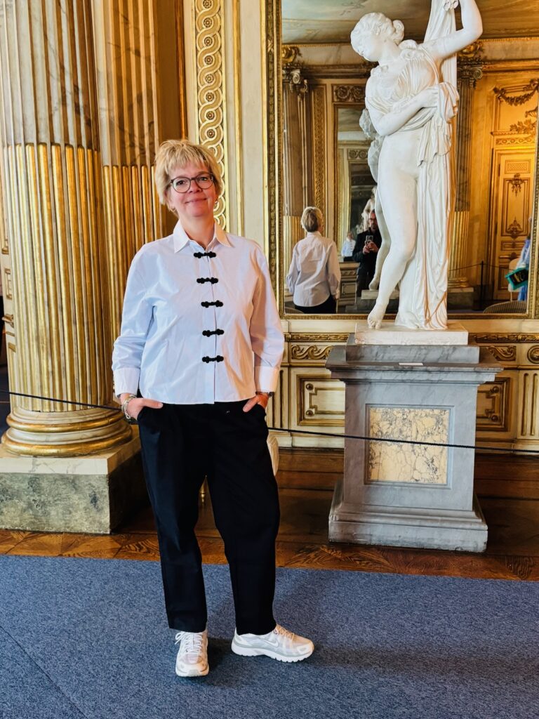 Outfit der Woche-Kleidung kaufen-spontan oder geplant-Bluse mit Knebelknöpfen-lifewithaglow