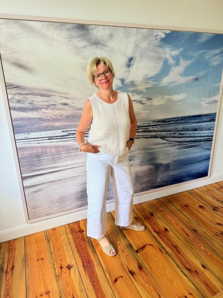 Die weiße Hose stylen-fünf Kombinationsideen-lifewithaglow Die weiße Hose stylen-fünf Kombinationsideen-lifewithaglow