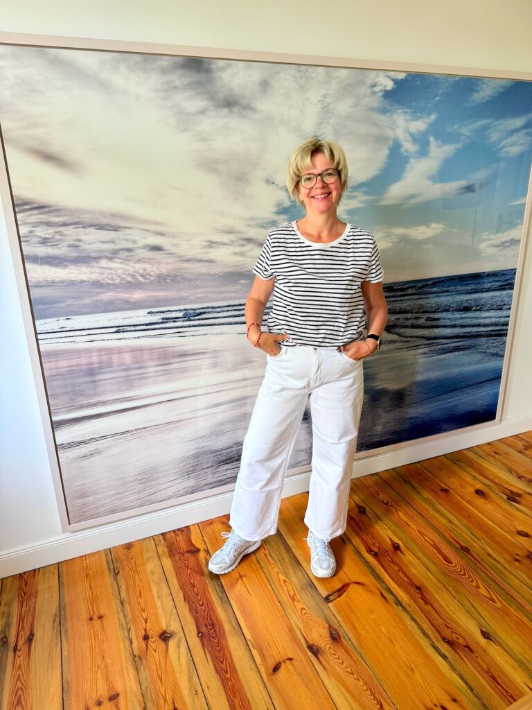 Die weiße Hose stylen-fünf Kombinationsideen-lifewithaglow Die weiße Hose stylen-fünf Kombinationsideen-lifewithaglow