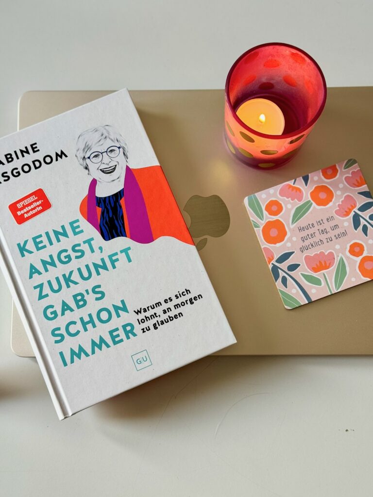 Keine-Angst-Zukunft-gabs-schon-immer-Sabine-Asgodom-Rezension-lifewithaglow