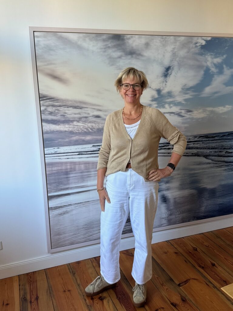Weiße Hose im Herbst-Transitional Look-Übergangslook-Styling-lifewithaglow