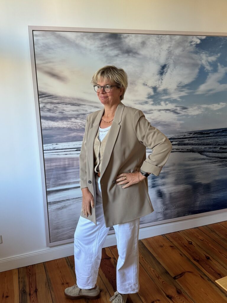 Weiße Hose im Herbst-Transitional Look-Übergangslook-Styling-lifewithaglow