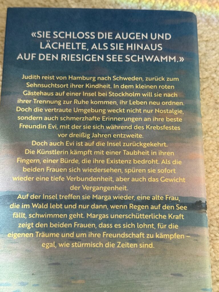 Die Regenschwimmerin-Romy Fölck-Rezension-lifewithaglow