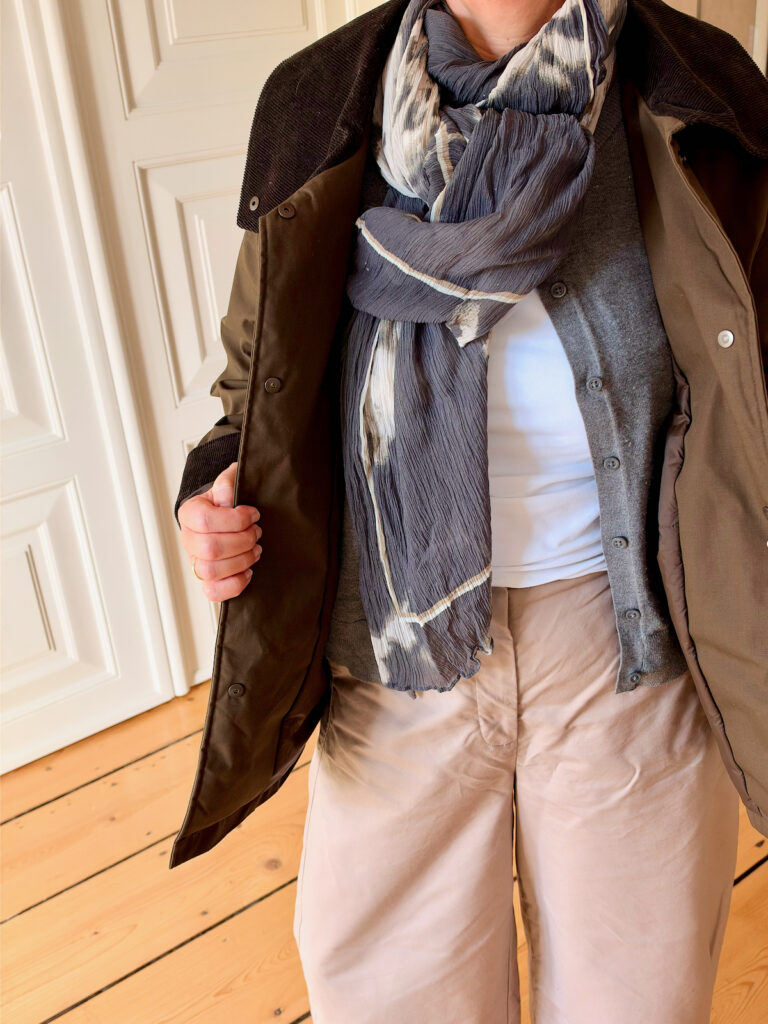 Herbstfarben kombinieren-Grau und Beige-lifewithaglow Herbstfarben kombinieren-Grau und Beige-lifewithaglow